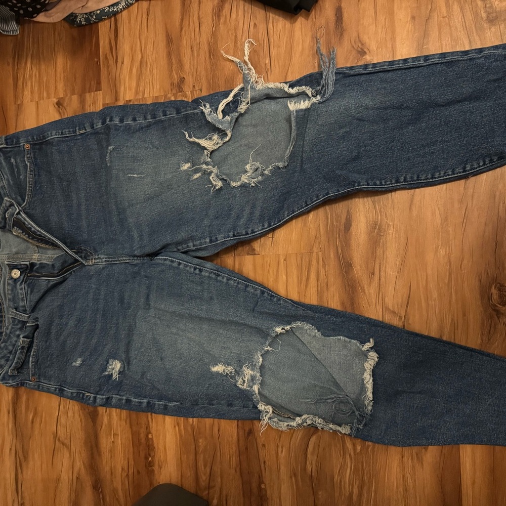 Women’s Old Navy Distressed High Rise Blue Jeans